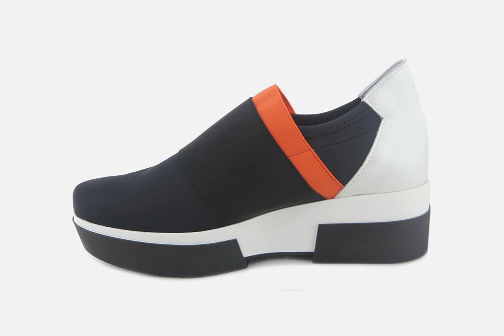 Iri neoprene hotsell sneaker reviews