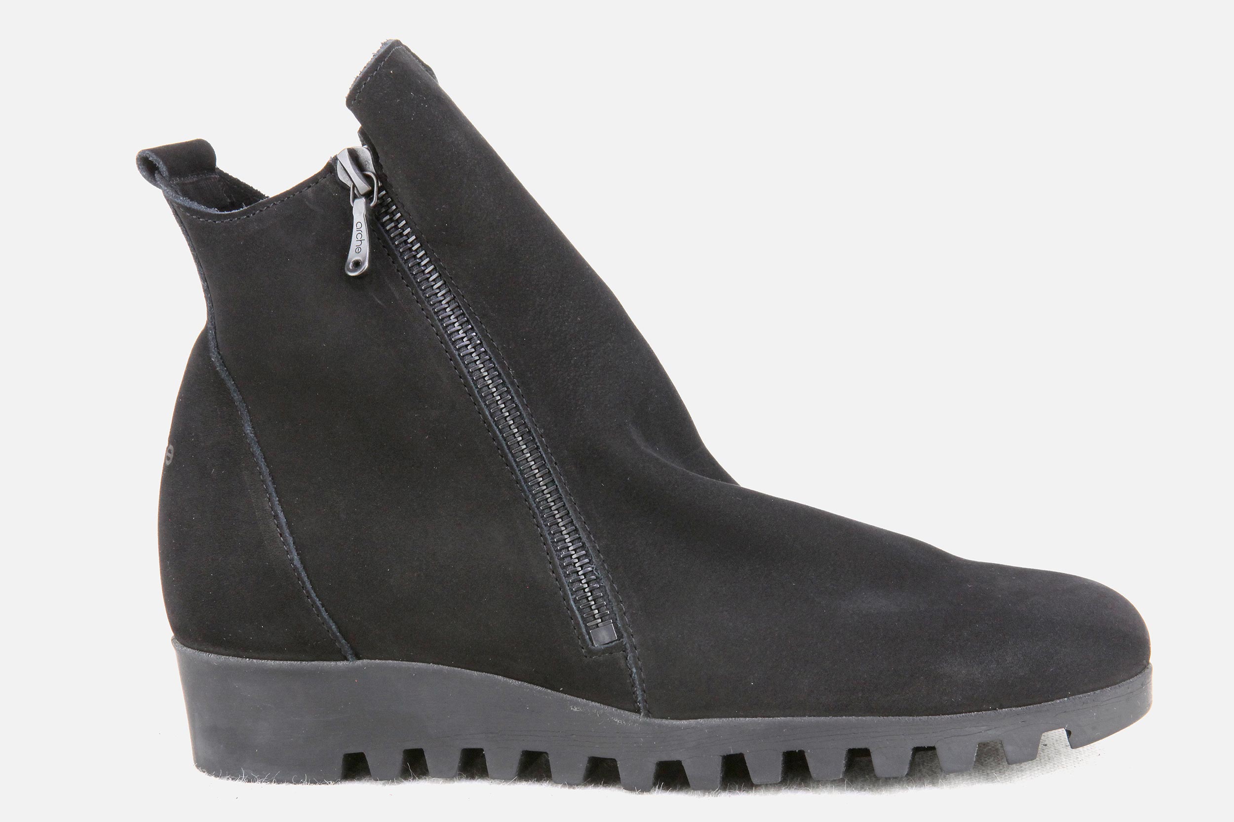 Botte nubuck noir deals