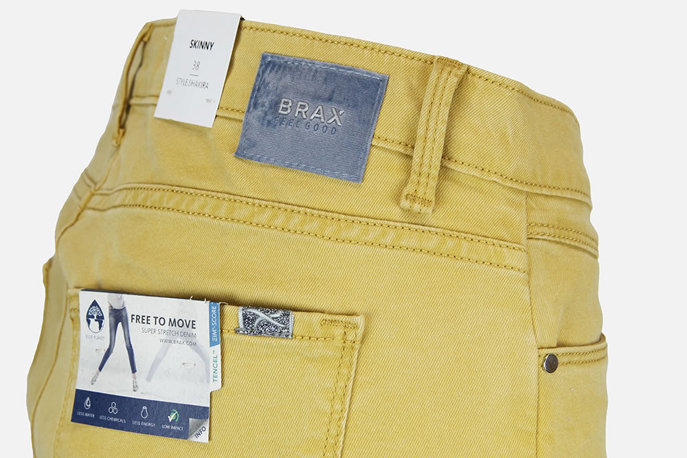 brax free to move super stretch