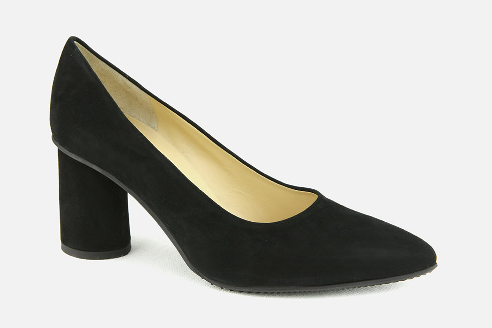 brunate pumps