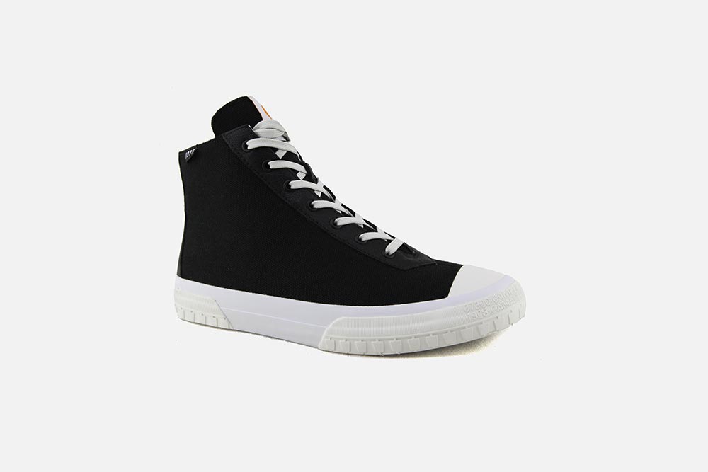 Camper chukka deals