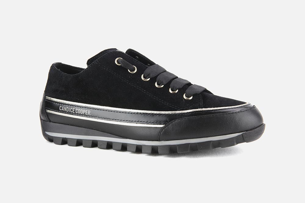 Chic black sneakers on sale