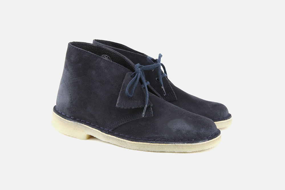 clarks desert boot ink suede