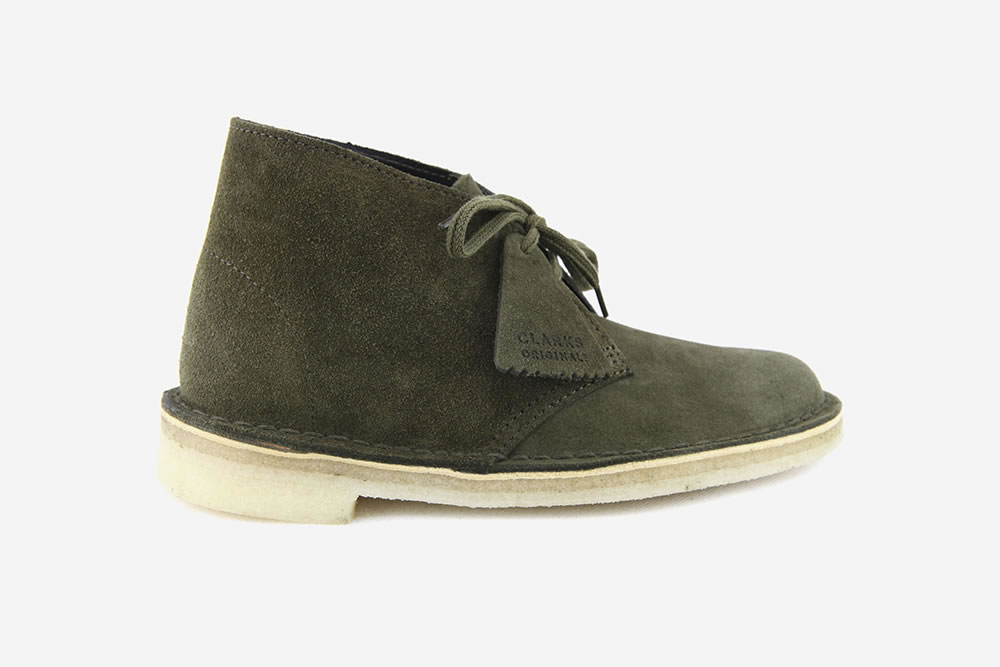 olive green clarks desert boots