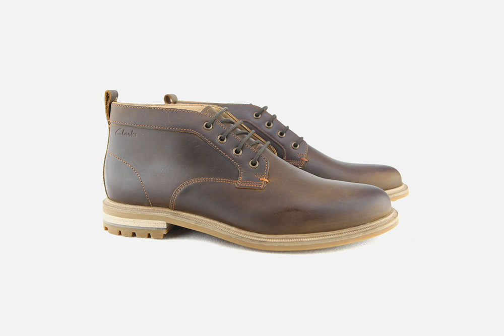 G Fitting Details about   Mens Clarks 'Foxwell Mid' Beeswax Brown Leather Boots 
