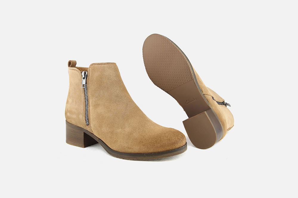 Clarks - MILA SKY TAN SUEDE Ankle boots 