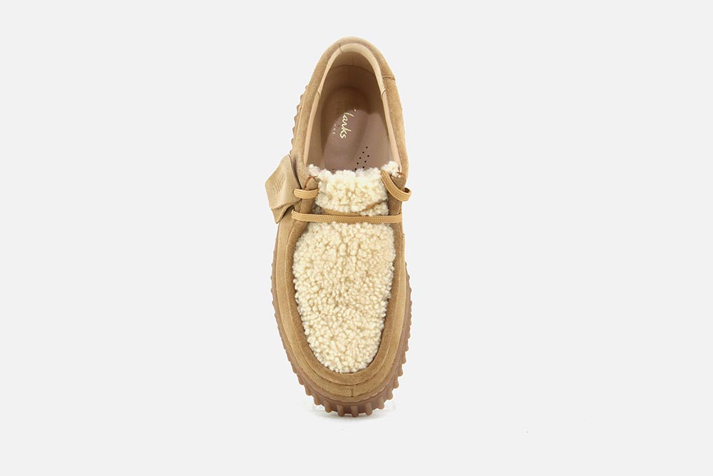 Clarks - TORHILL BEE LIGHT SAND Derbies on labotte