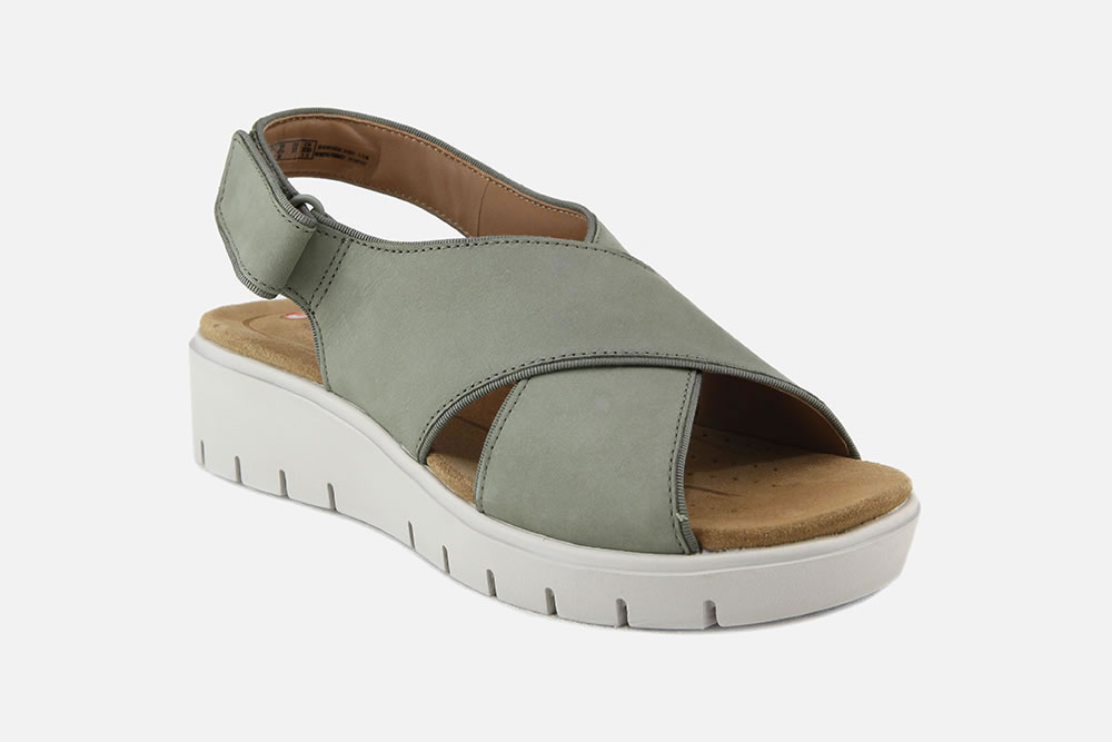 un karely sun clarks