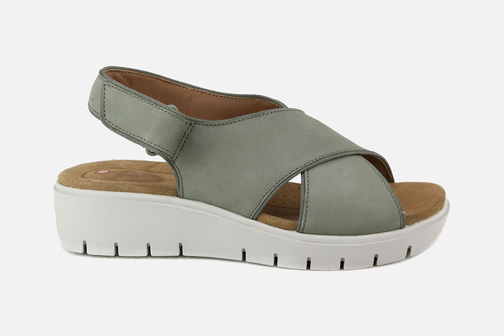 clarks un karely sun