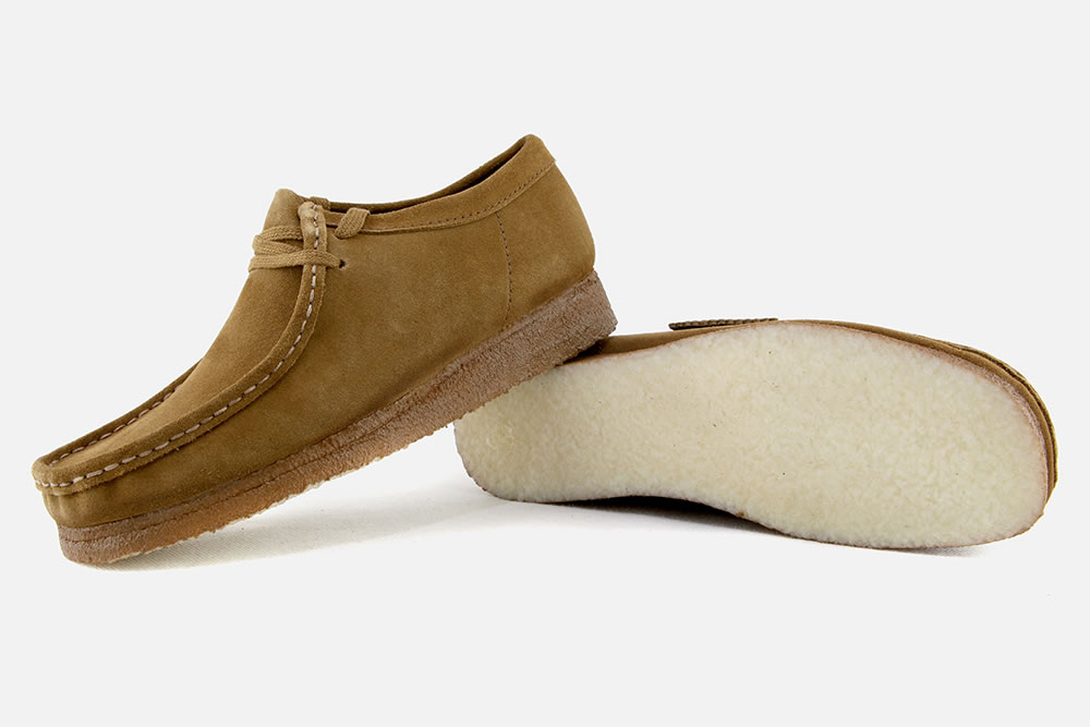clarks cola wallabee
