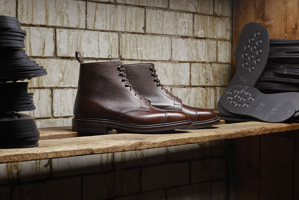 Crockett Jones CONISTON DARK BROWN Lace up boots on labotte