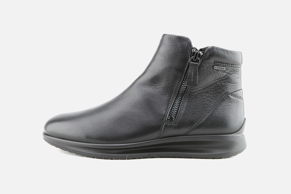 ecco aquet boot