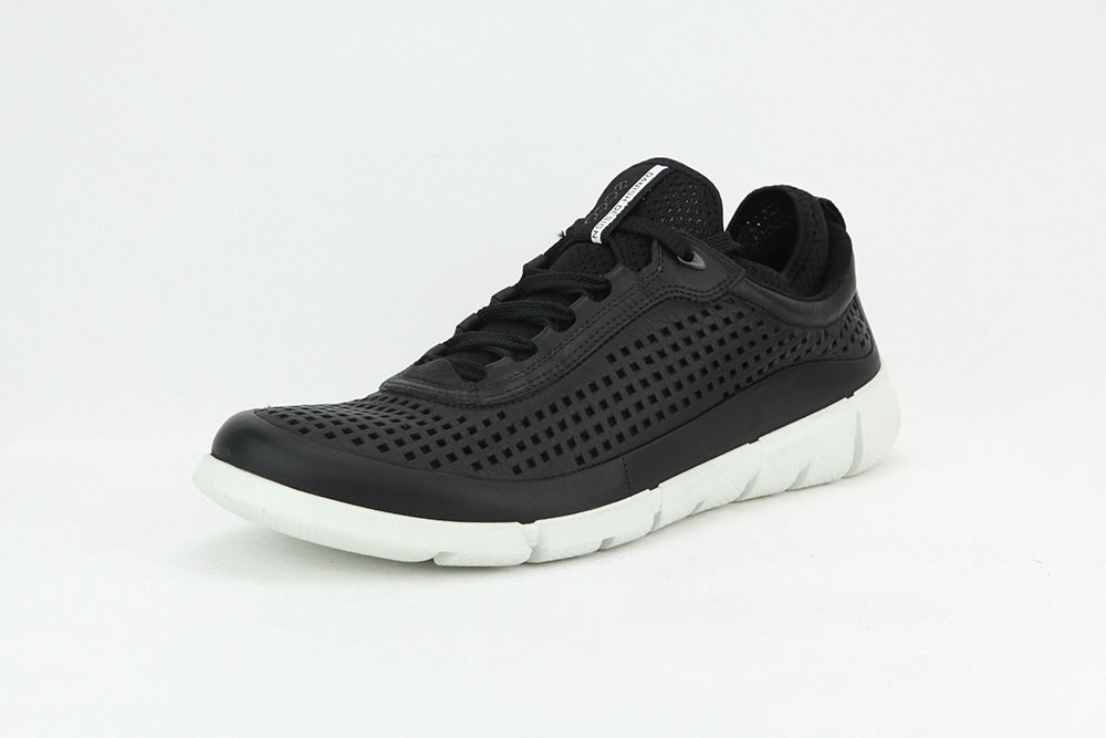 ecco intrinsic sneaker