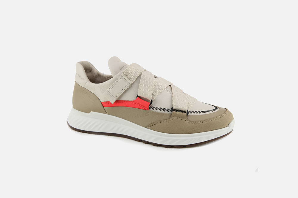 Diktatur bar omfavne Ecco - ST 1 W STRAP SAND Sneakers on labotte