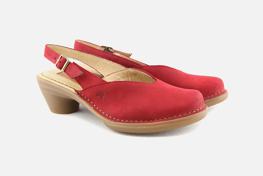 El Naturalista AQUA SLING CHERRY Pumps on labotte