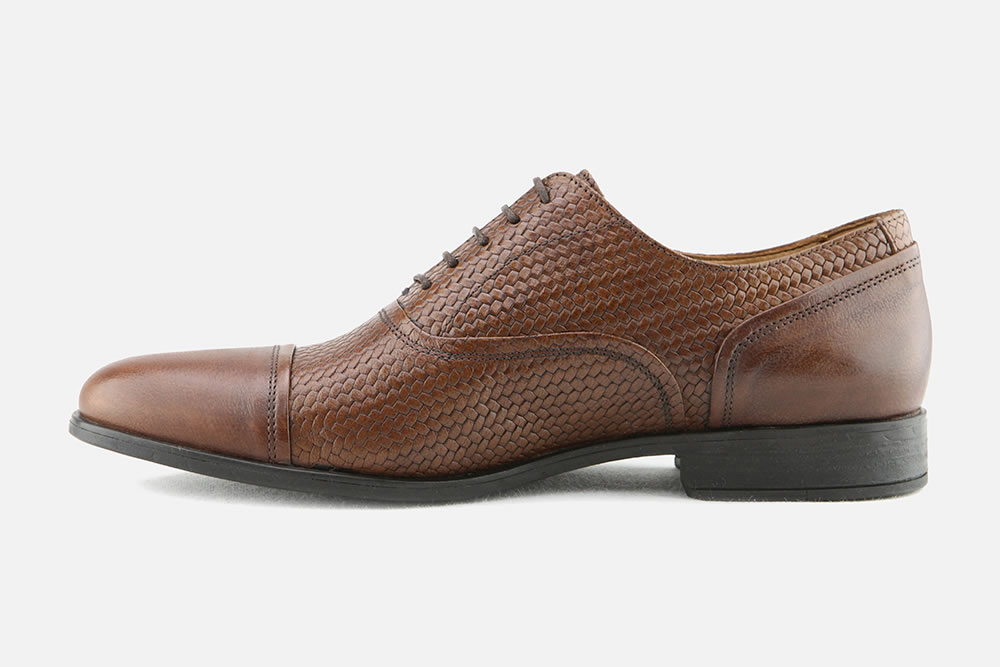 Geox BRYCETON TRESSE COGNAC Oxfords on labotte