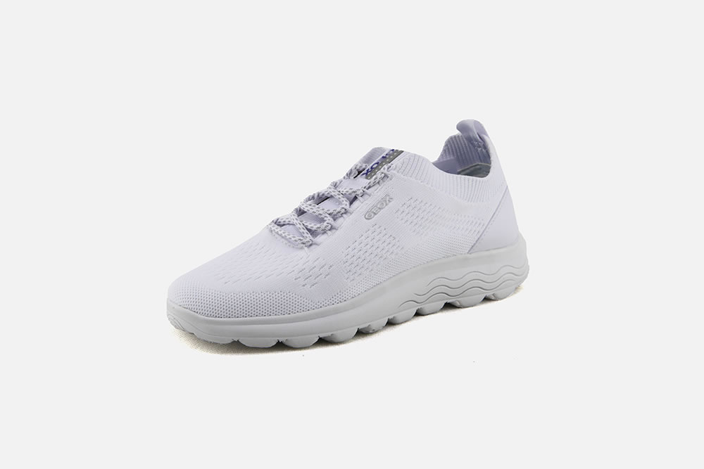 Geox - BLANC Sneakers on labotte