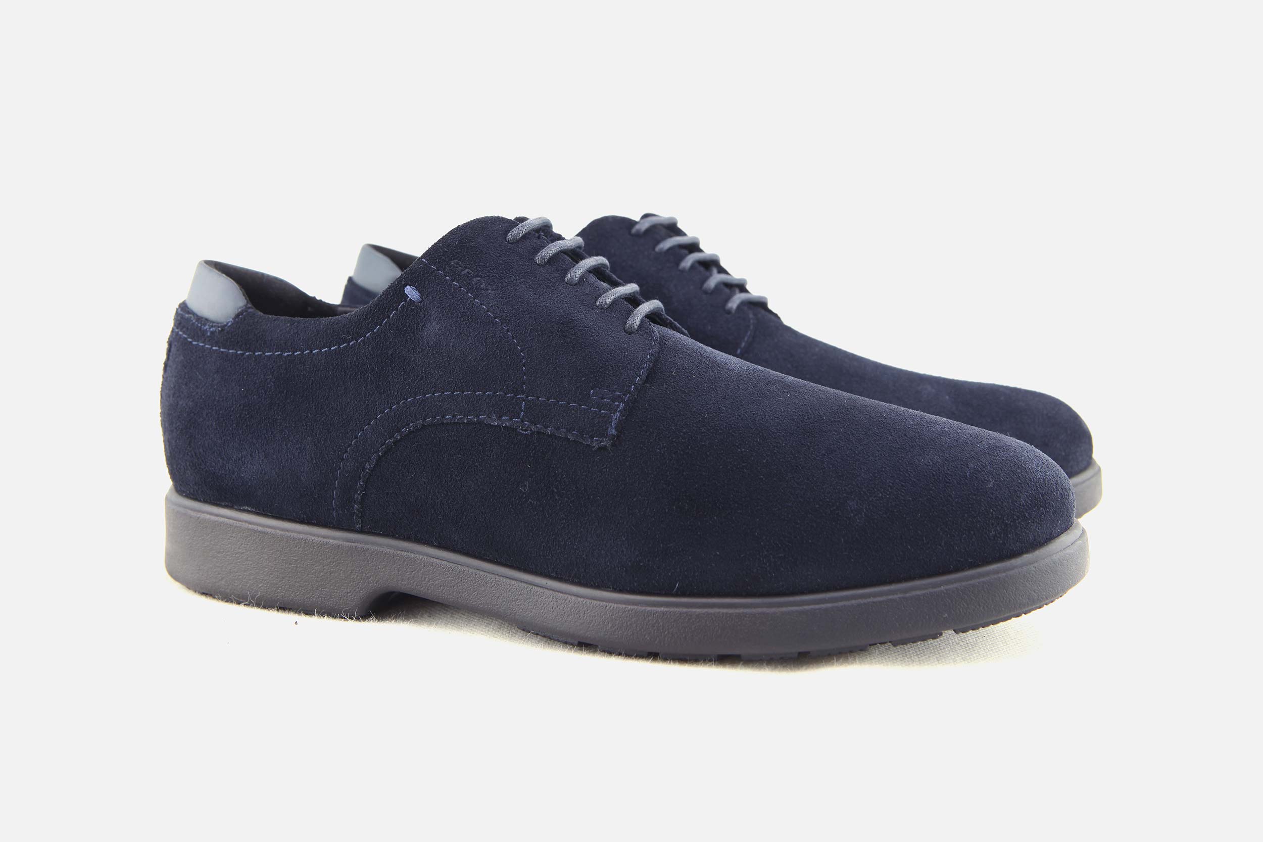 Geox SPHERICA EC11 LACE NAVY Derbies on labotte