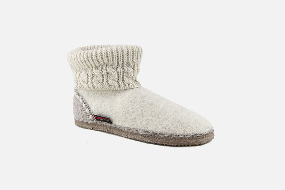 Giesswein TYROL 2 ECRU High slippers on labotte