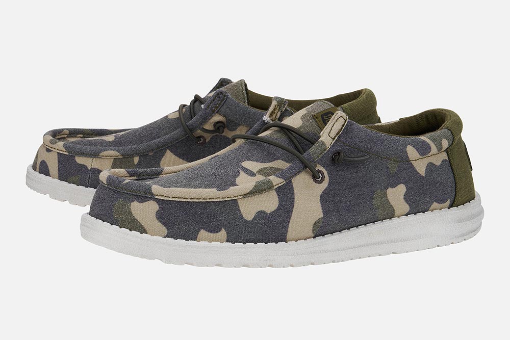 Hey Dude WALLY WASHED CAMO Canvas shoes on labotte