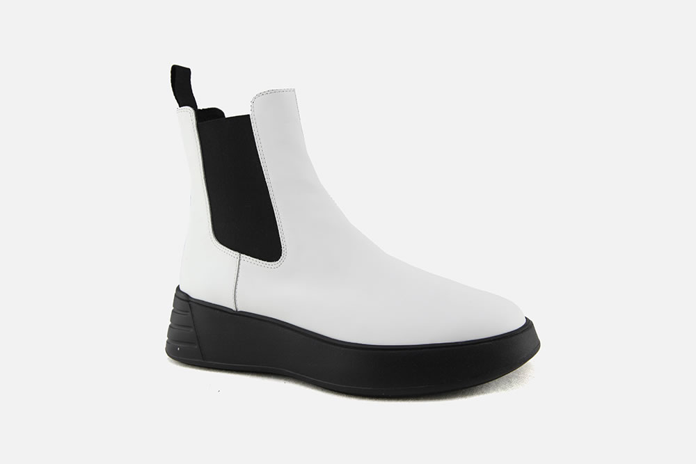 Hogan HOGAN CHELSEA REBEL ICE Ankle boots on labotte