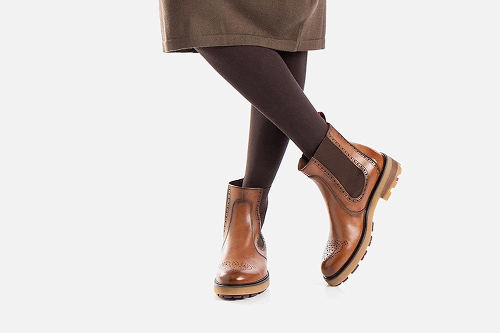 LLOYD GRAZ CHELSEA HAZELNUT Ankle boots on labotte