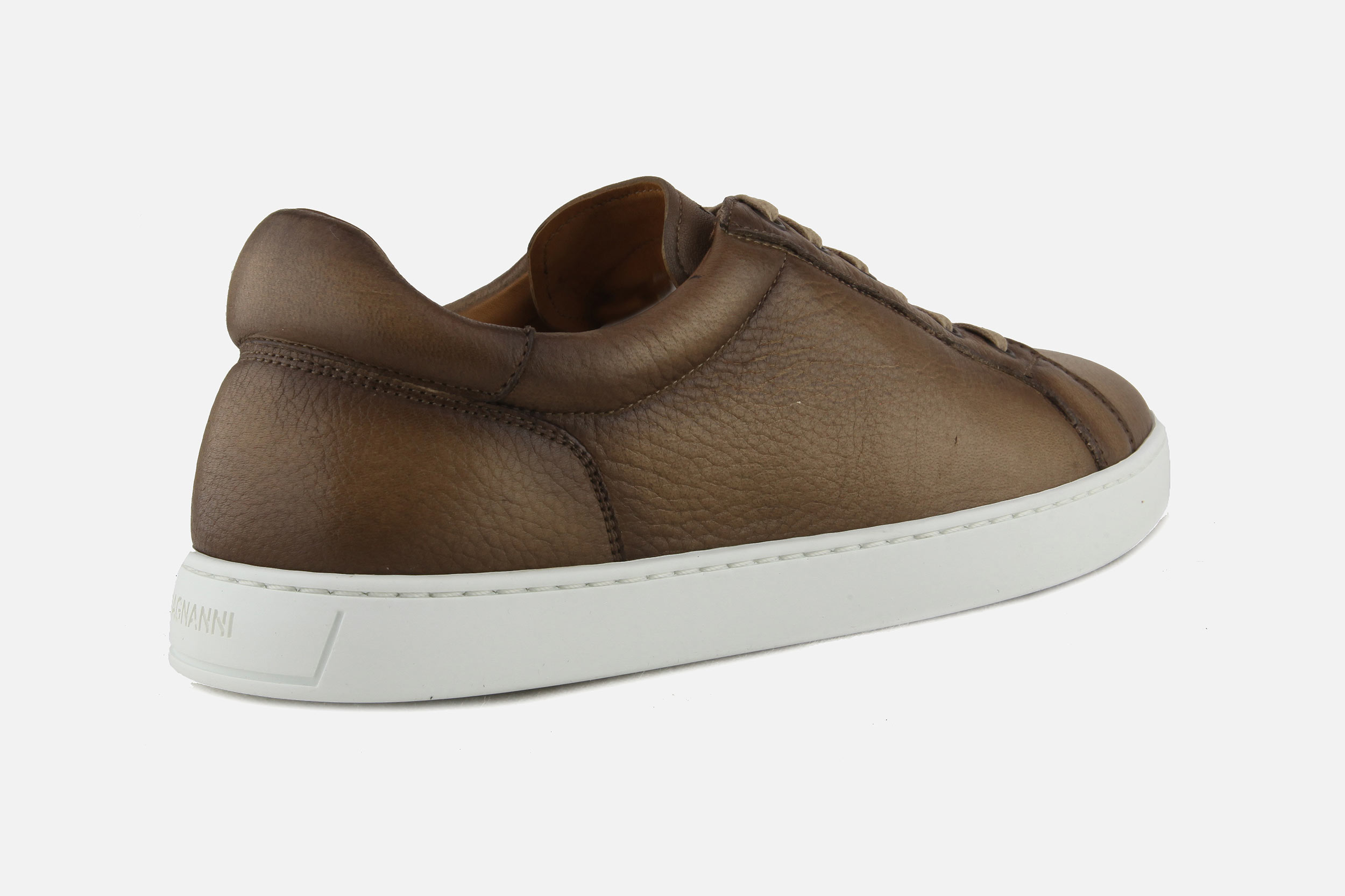 Magnanni relay noisette Sneakers sur labotte