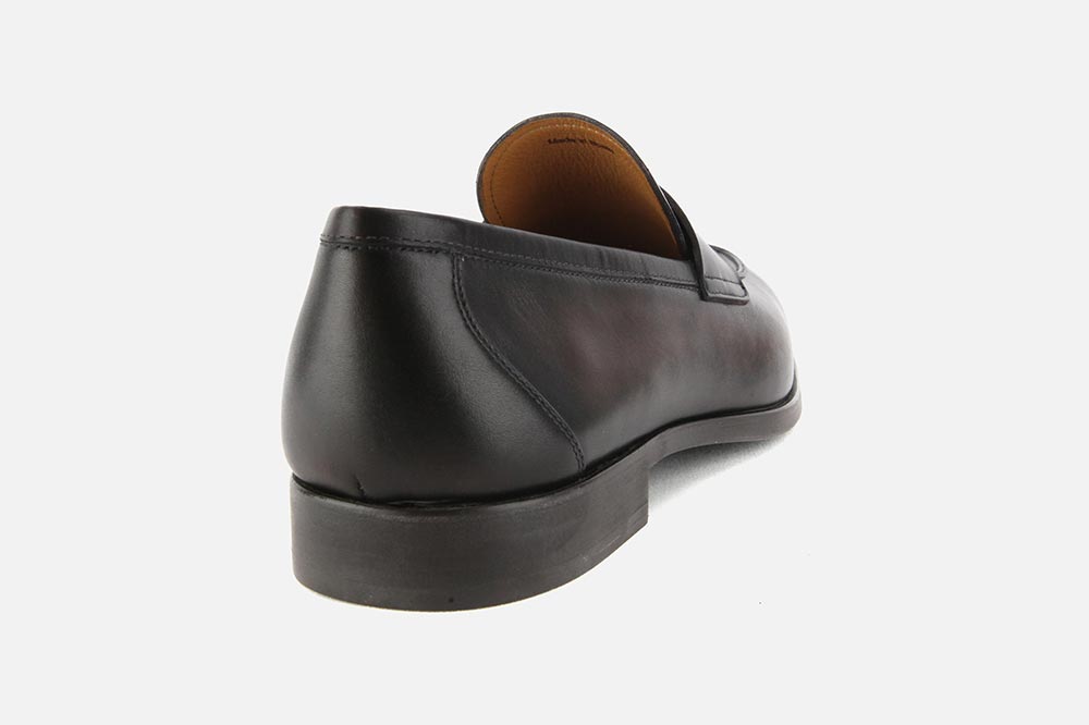 Magnanni REUNAN MARRON Loafers on labotte