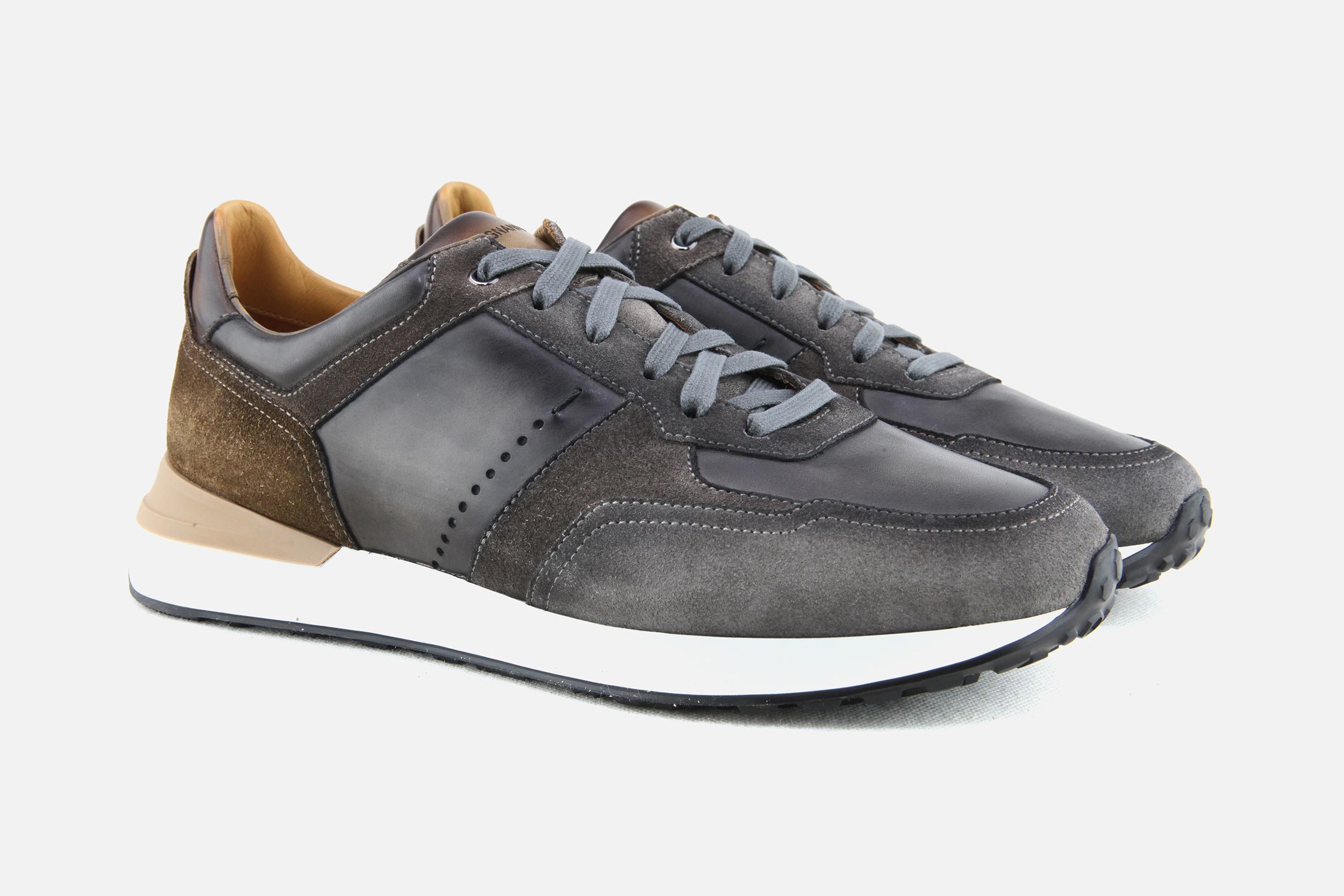 Magnanni RUSH GREY MUD Sneakers on labotte