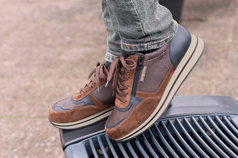 Mephisto GILFORD BROWN BLUE Sneakers on labotte