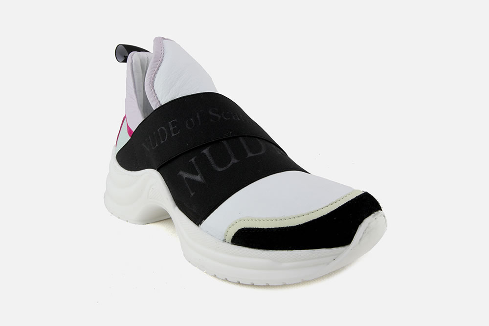 Nude of scandinavia shoes store