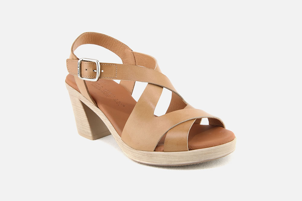 paula urban sandals