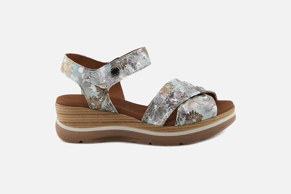 Paula Urban NESTA FLORAL Sandals on labotte
