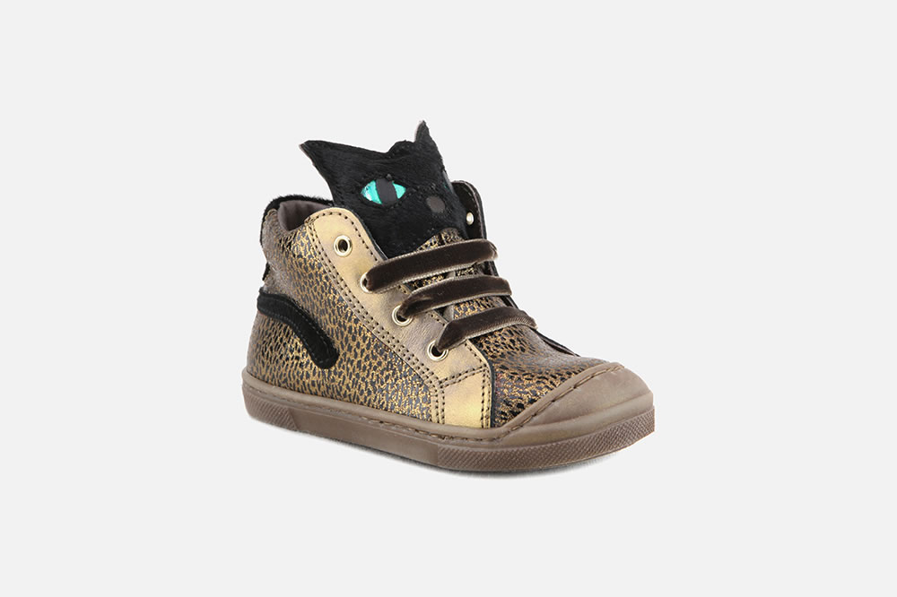 chaussures stones and bones