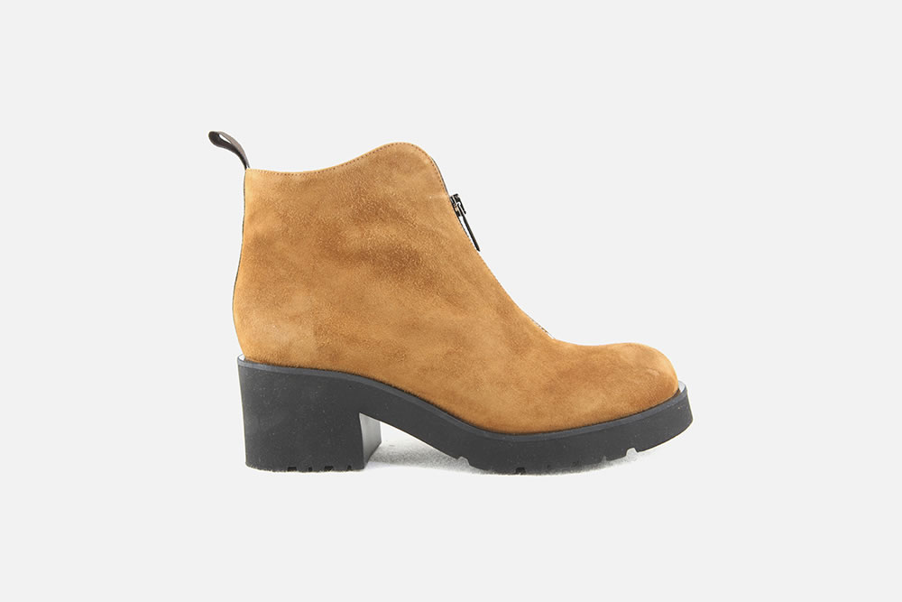 Thierry Rabotin TORONTO RUST Ankle boots on labotte