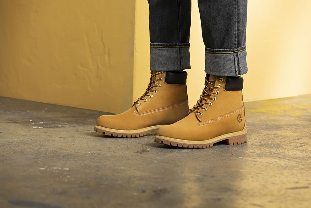 virgin Broom assistant wheat timberland boots on feet shepherd ...