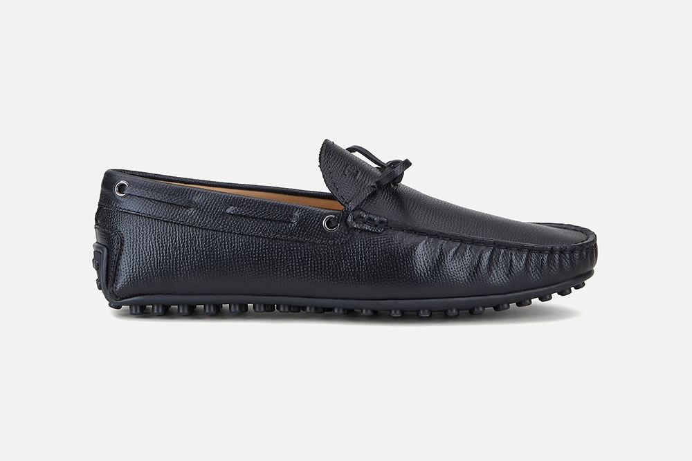 Tod's - CITY GOMMINO NEWPORT NOIR Loafers on labotte