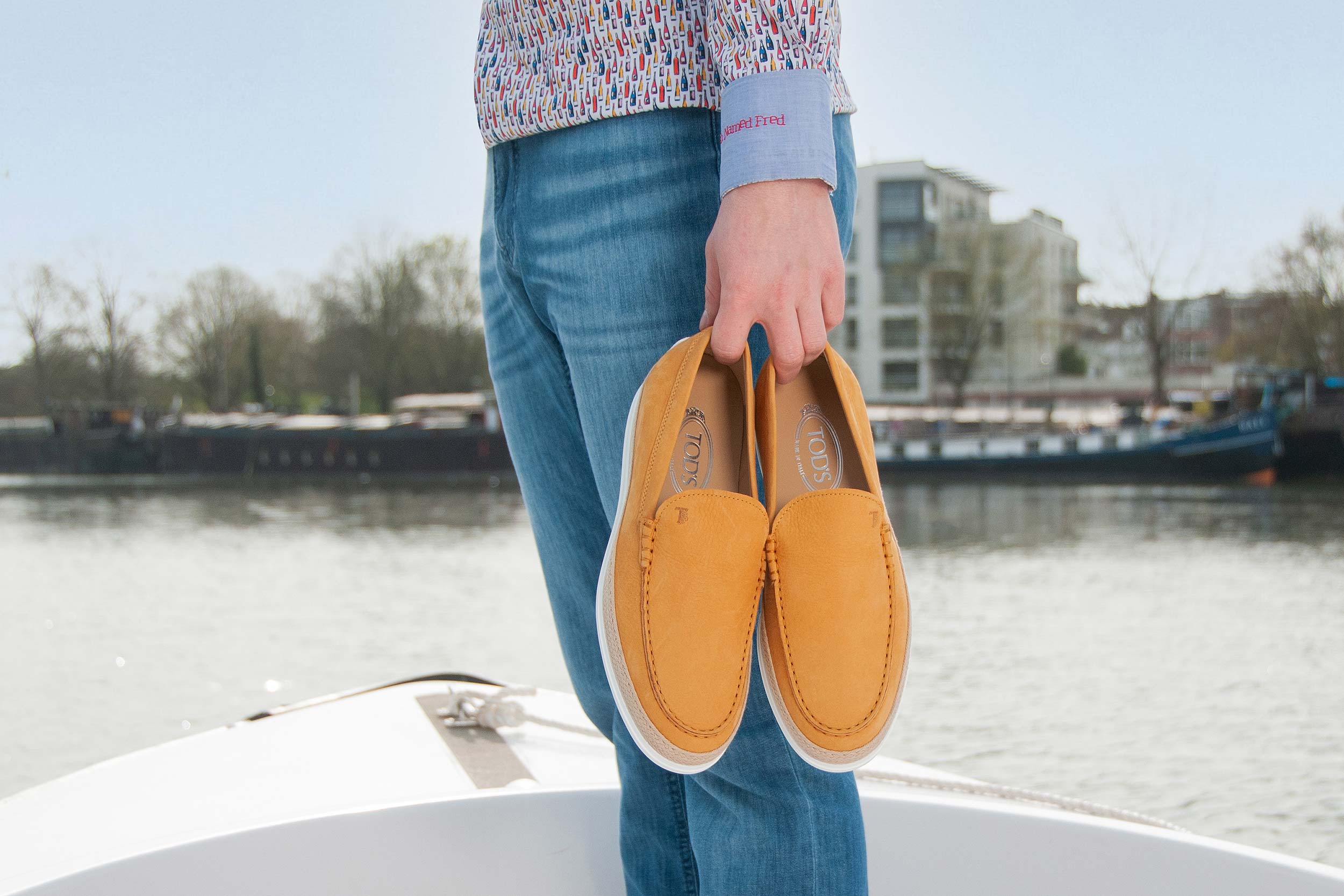 Tod's yellow loafers hotsell