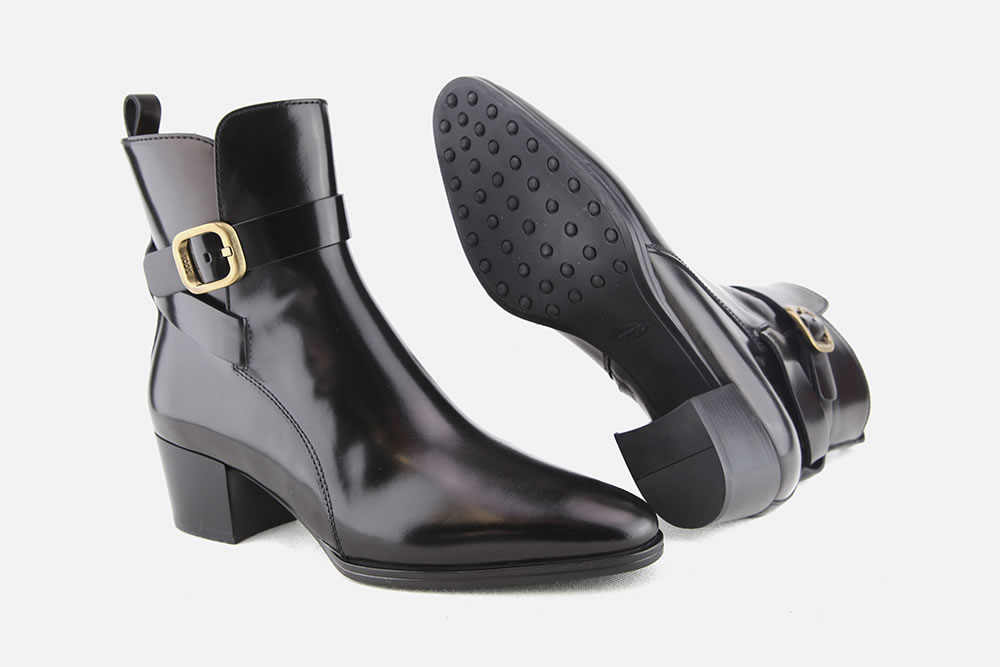 Tod's - BOOTS STRAP BUCKLE Ankle boots on