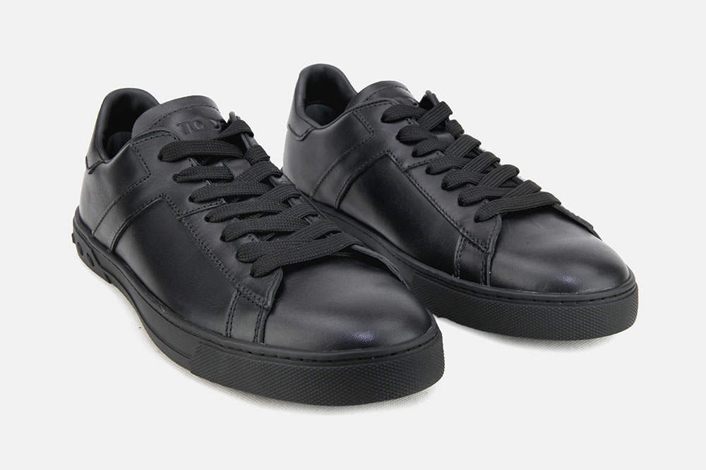 tods black sneakers