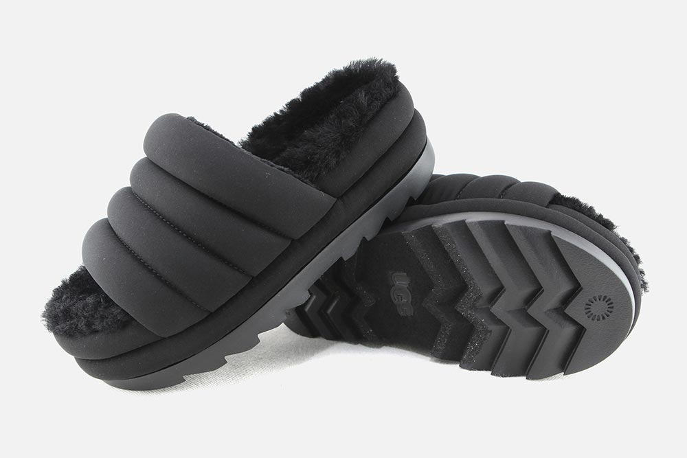 Black slide 2025 uggs