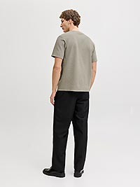 JJEAUSTIN TEE SS NOOS VETIVER - Jack & Jones