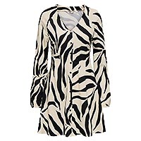 SAKURA SHORT BLACK FLOWER - Only