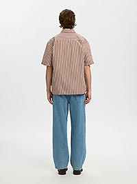 SLHRLXSTUART SEERSUCKER SS SHIRT CHERRY WHITE - Selected