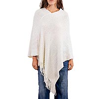 PONCHO CROISE FRANGES OFFWHITE - Molly Bracken