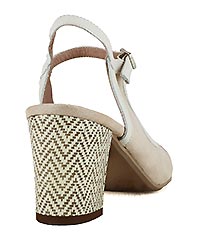 CORINNE PERLE - Dorking