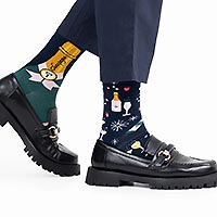 SOCKS CHAMPAGNE SHOWER - Many Mornings