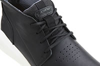 BRADSTREET ULTRA CHUKKA BLACK - Timberland