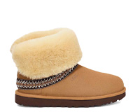 CLASSIC SHORT CRESCENT CHNUT - UGG