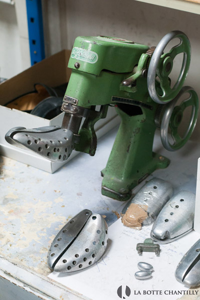 Technique du forçage d'une chaussure - La Botte Chantilly